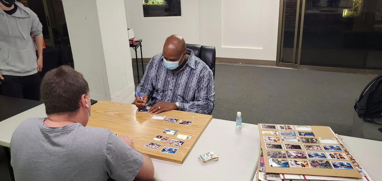 [Sportsgraphing.com] Frank "Big Hurt" Thomas Private Signing