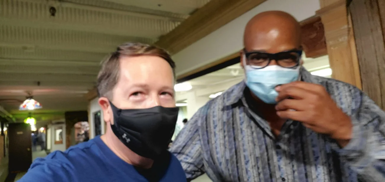 [Sportsgraphing.com] Frank "Big Hurt" Thomas Private Signing