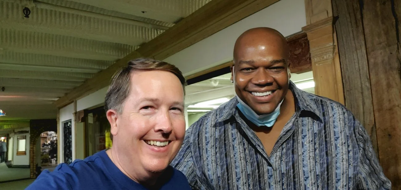 [Sportsgraphing.com] Frank "Big Hurt" Thomas Private Signing