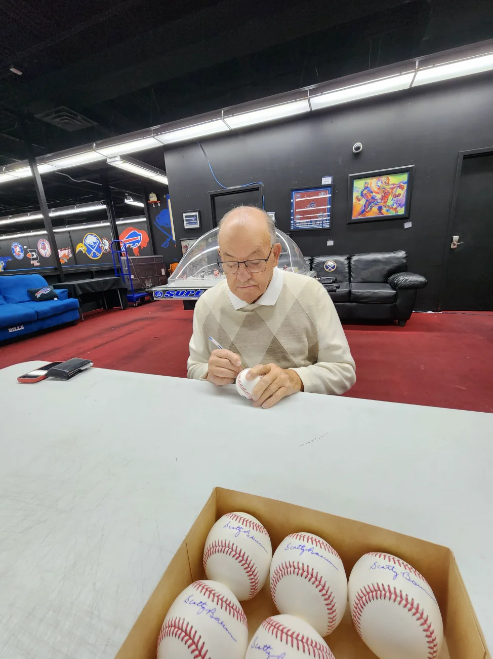 [Sportsgraphing.com] Scotty Bowman Private Signing October 3rd 2026 - NHL GOAT HOF Coach