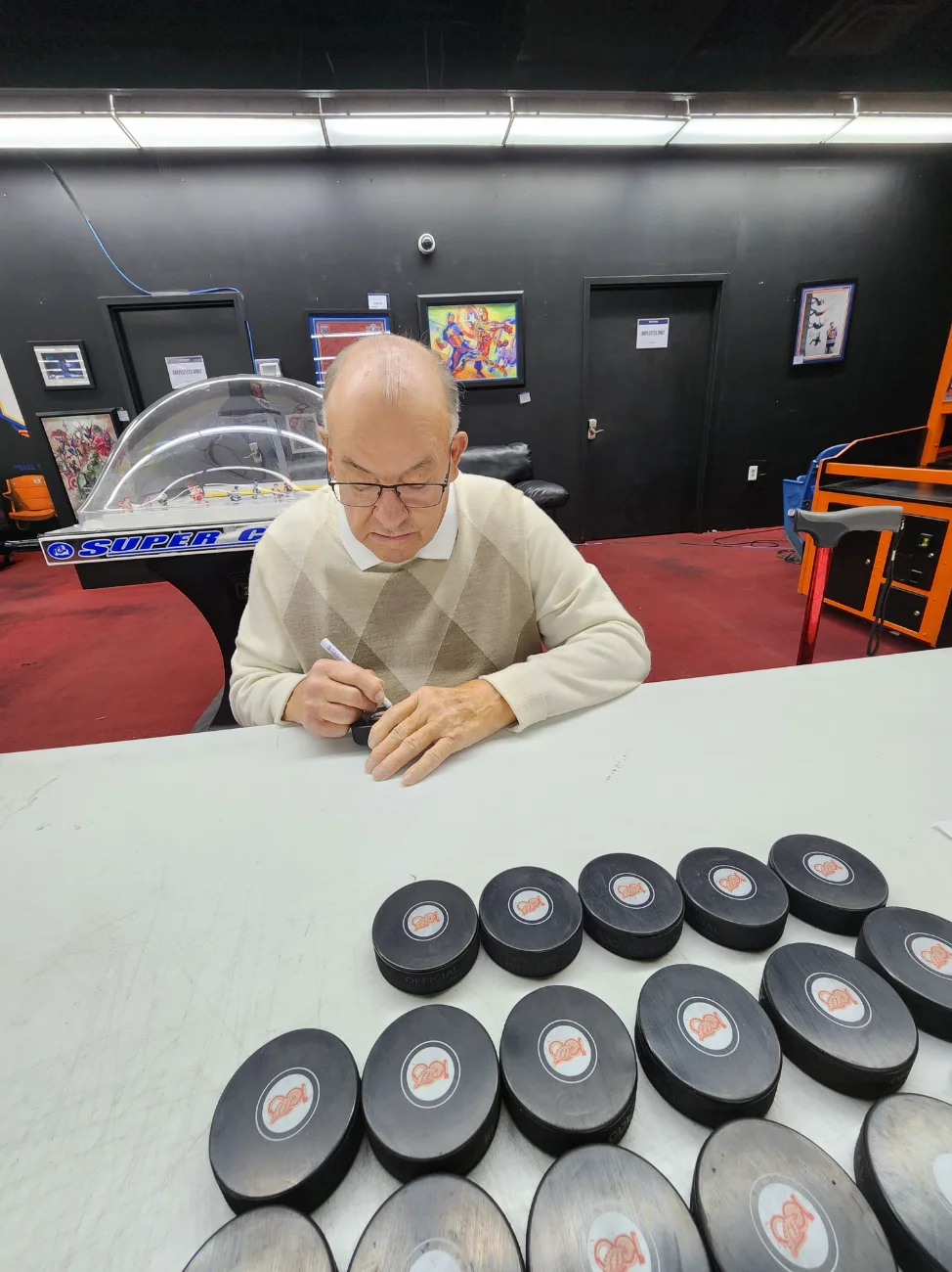 [Sportsgraphing.com] Scotty Bowman Private Signing October 3rd 2026 - NHL GOAT HOF Coach